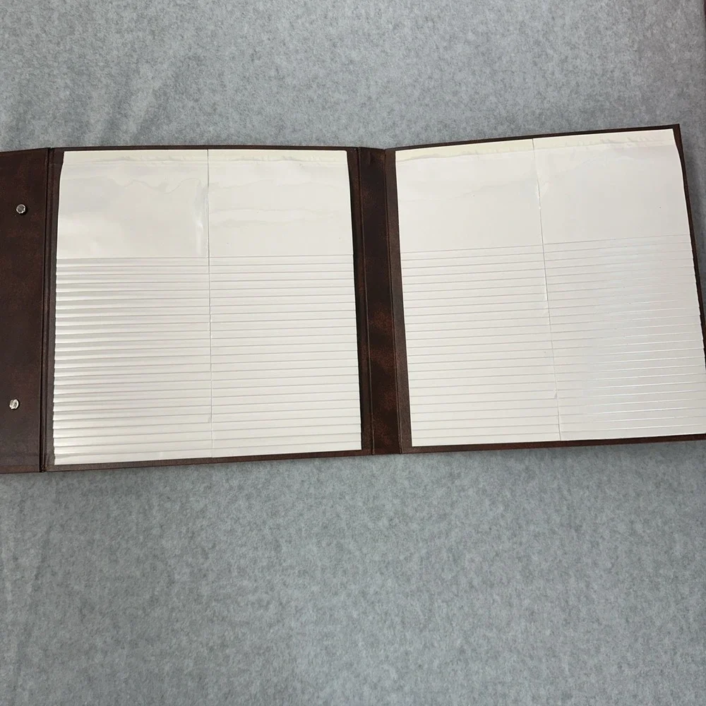 Photo Case 400 Photo Folding Case Holds 400 With Handle In Box Not Used